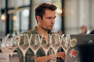 Elias Schlichting bei der Probe