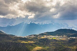 Region Yunnan in China mit Weinbergen