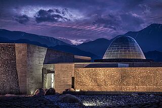 Bodega Zuccardi Weingut bei Nacht